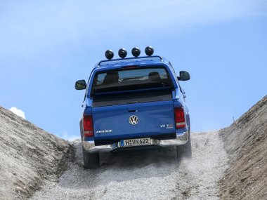 slide image for gallery: 22080 | Volkswagen Amarok V6