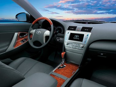 slide image for gallery: 25953 | Toyota Camry VI