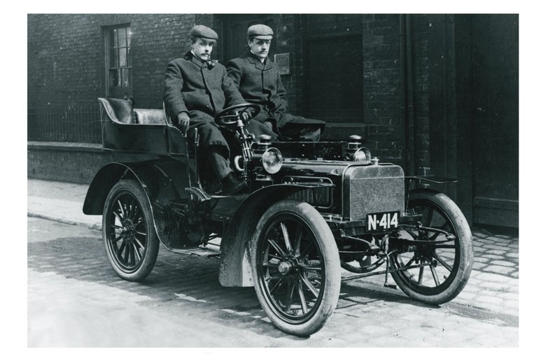 Один из трех первых автомобилей Royce