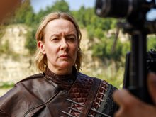 Евгения Дмитриева на съемках сериала «Библиотекарь»