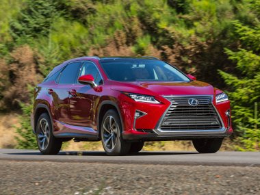 slide image for gallery: 17956 | Lexus RX 200t