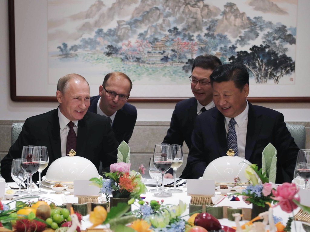Путин рассказал, что они с Си Цзиньпином часто говорят о спорте