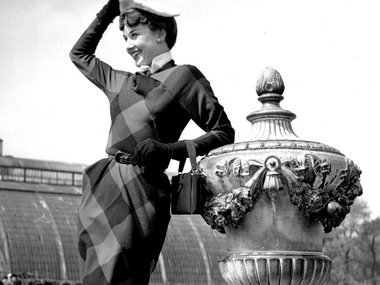Slide image for gallery: 16049 | Одри Хепберн в Лондоне, 1950 г. | Фото: legion-media.ru