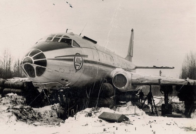 Аварийная посадка Ту-104 у авиабазы ​​Саваслейка, 1958 год. Фото: Wikimedia / Serge243 / CC BY-SA 4.0
