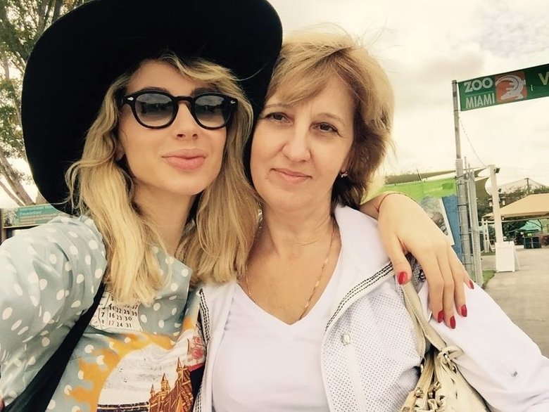 Светлана Лобода со своей мамой 