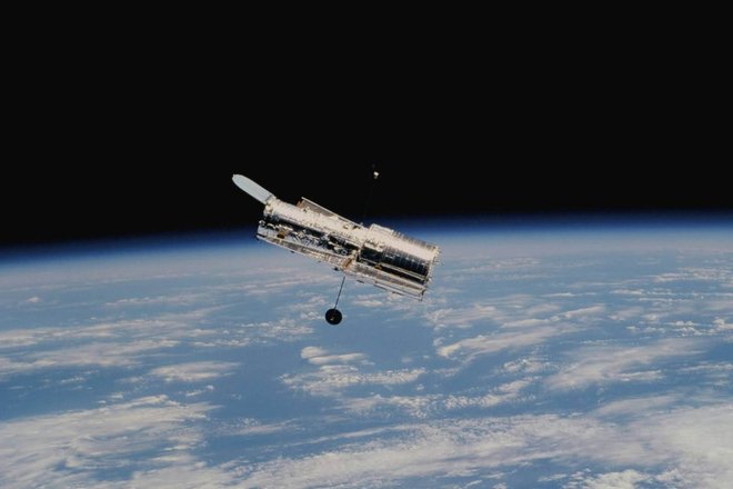 Телескоп Хаббл на орбите Телескоп Хаббл на орбите