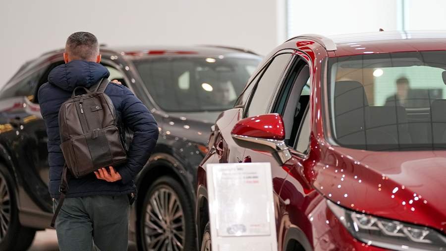 Автокомпании начали опровергать уход с российского рынка Автокомпании начали опровергать уход с российского рынка