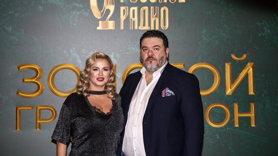 Анна Семенович и ее бойфренд Денис Анна Семенович и ее бойфренд Денис