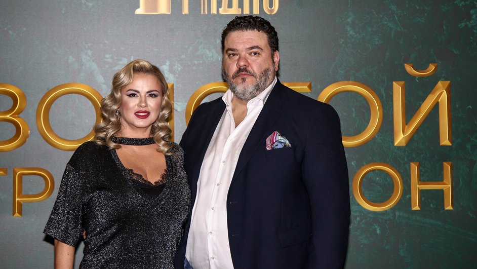 Анна Семенович и ее бойфренд Денис Анна Семенович и ее бойфренд Денис