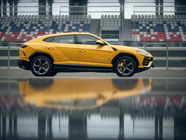 slide image for gallery: 26713 | Трек Lamborghini Urus