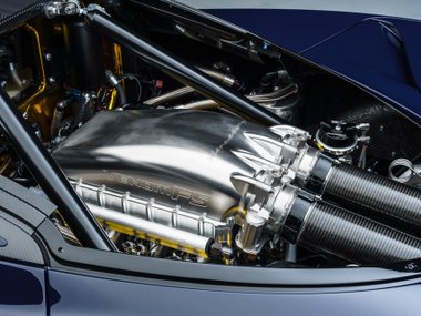 slide image for gallery: 27154 | Hennessey Venom F5