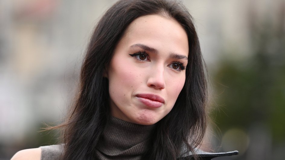 Алина Загитова Алина Загитова