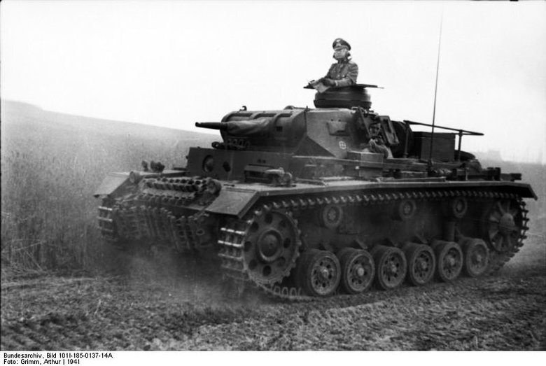 Panzerbefehlswagen III, Балканы, 1941 год. Фото: Бундесархив / Wikipedia