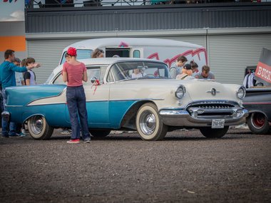 slide image for gallery: 28085 | Russian Weekend Drags 01