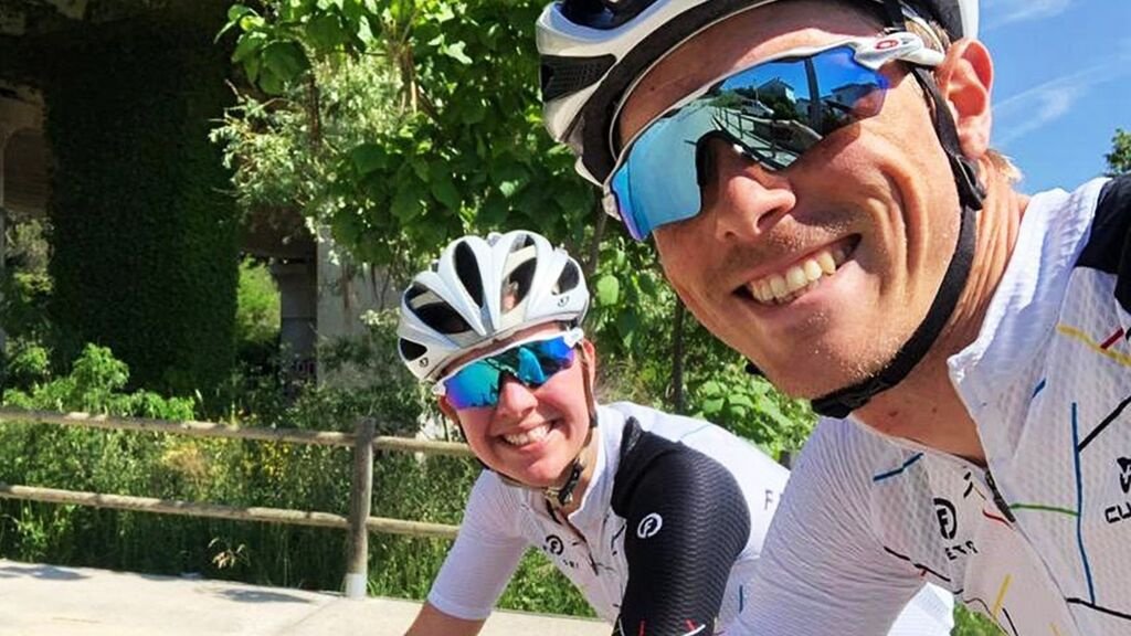 Чемпион мира по велоспорту обвиняется в убийстве жены