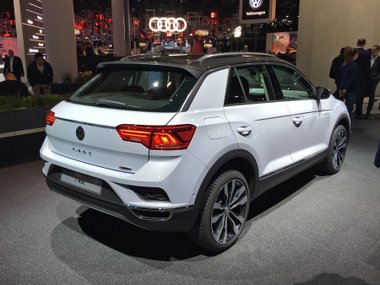 slide image for gallery: 23460 | Volkswagen T-Roc