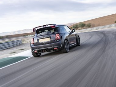 slide image for gallery: 25335 | Mini