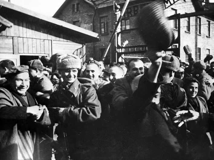 Освобождение Освенцима советскими войсками Освобождение Освенцима советскими войсками