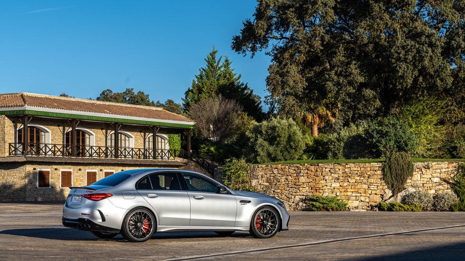 Mercedes-AMG C63 S E Performance Mercedes-AMG C63 S E Performance