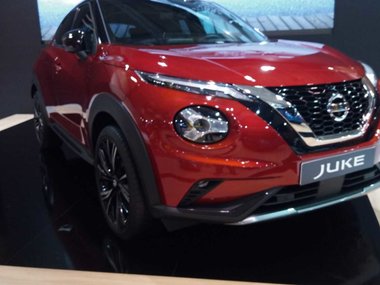 slide image for gallery: 25131 | Nissan Juke