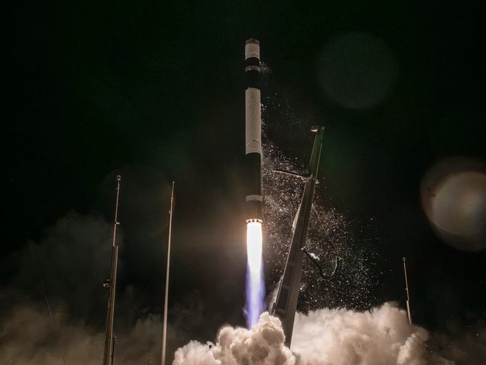 Ракета Electron запуск Ракета Electron запуск