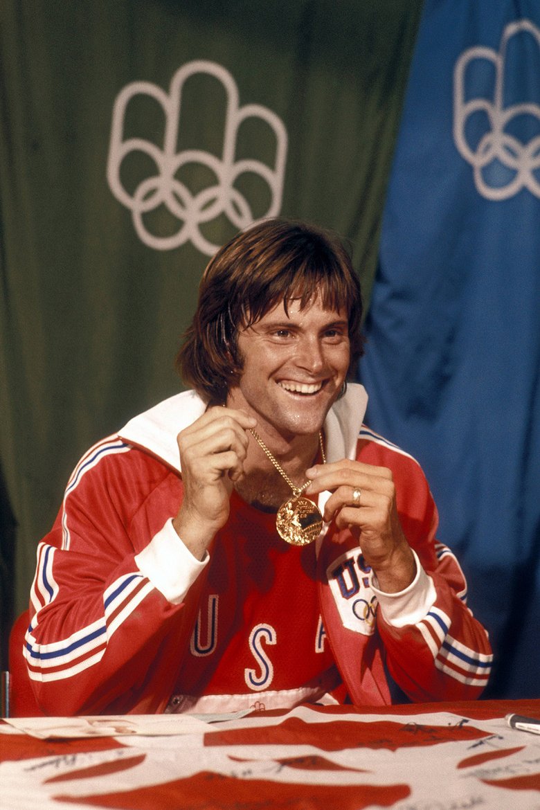 В 1976 году Дженнер завоевал золотую медаль на Олимпиаде в Монреале и установил новый мировой рекорд