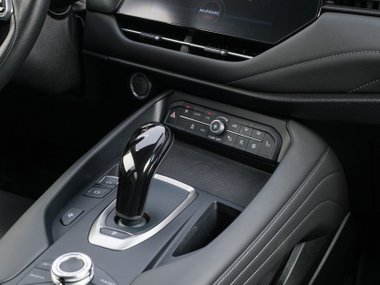 slide image for gallery: 27977 | Haval H7