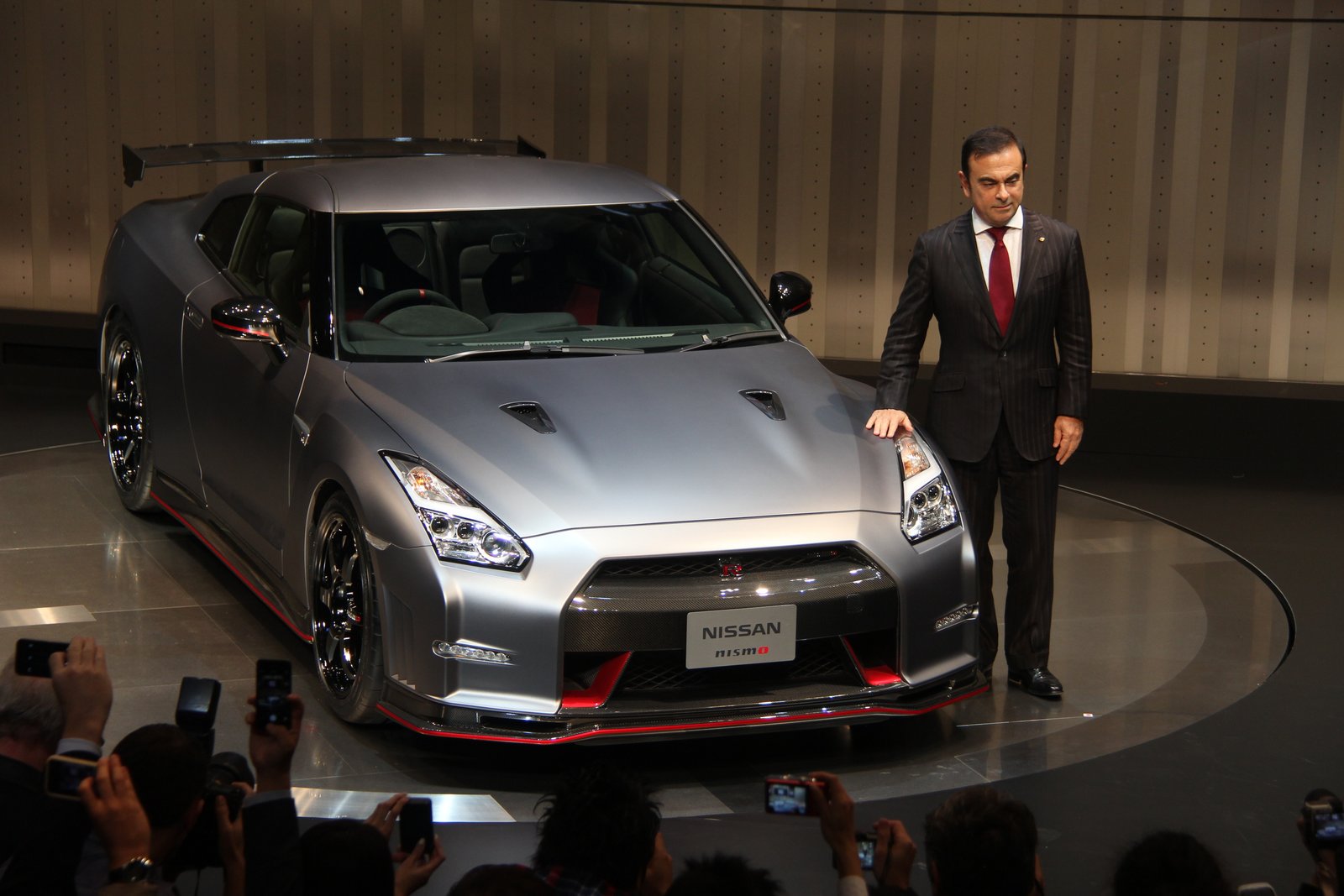 Nissan GT-R Nismo стал рекордсменом Нюрбургринга