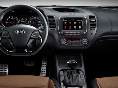 slide image for gallery: 19093 | Kia Cerato. Обновление