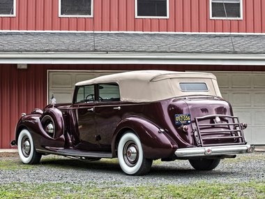 slide image for gallery: 26903 | 1939 Packard Twelve Convertible Sedan
