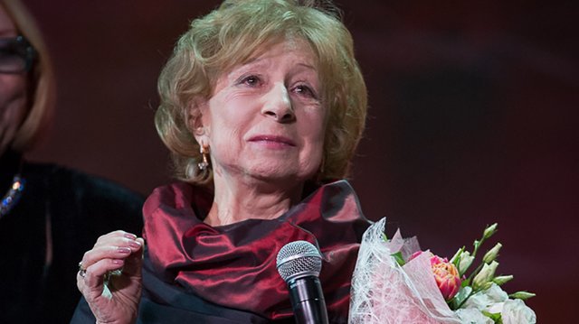 Лия Ахеджакова Лия Ахеджакова