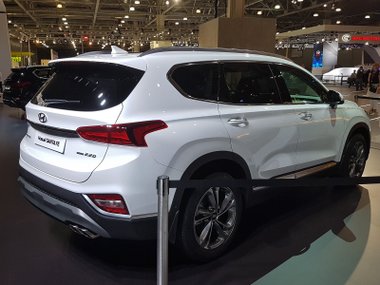 slide image for gallery: 23727 | Hyundai Santa Fe
