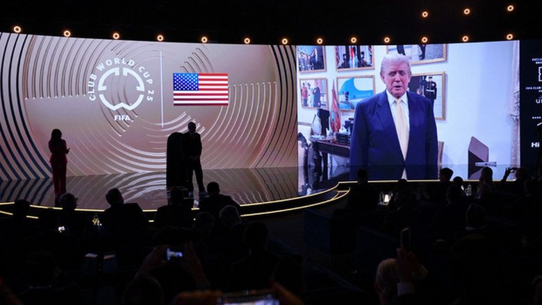 Дональд Трамп во время включения. Дональд Трамп во время включения.