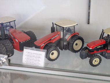 Каким был первый советский трактор