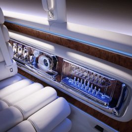 Минивэн Vision V Минивэн Vision V