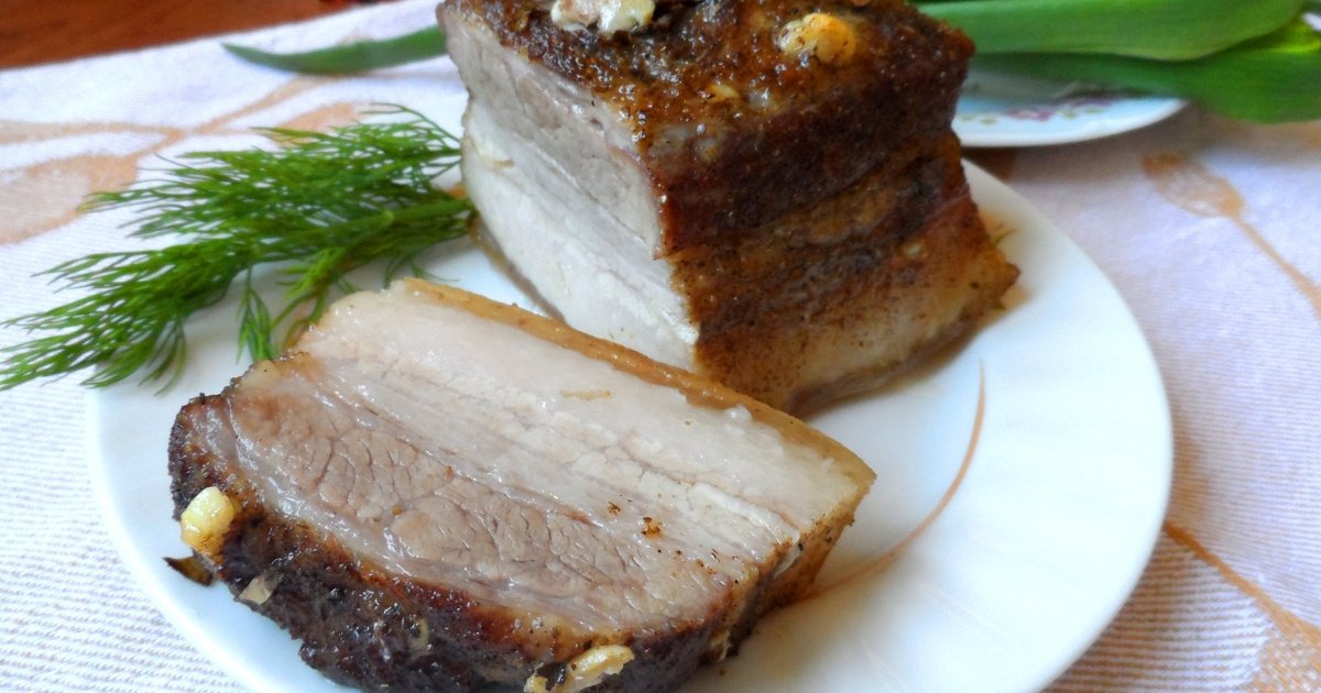 Свиная грудинка, запеченная в духовке в фольге: рецепт с фото пошагово