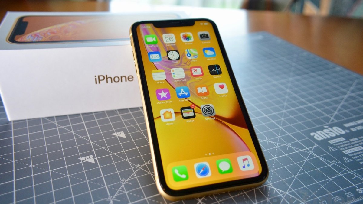 Apple платит $100 за покупку iPhone XS или iPhone XR - Hi-Tech Mail.ru