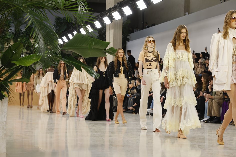 Показ Chloé Показ Chloé