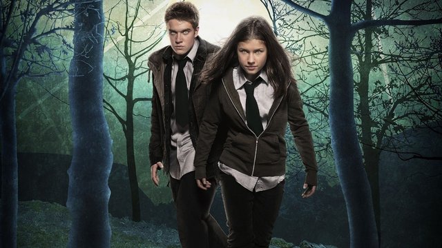 Сериал Волчья кровь 1 сезон Wolfblood смотреть онлайн бесплатно!