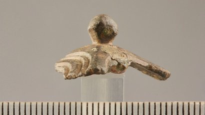 Так выглядит найденный археологом фрагмент додекаэдра. Источник: Kris Vandevorst/Flanders Heritage Agency
