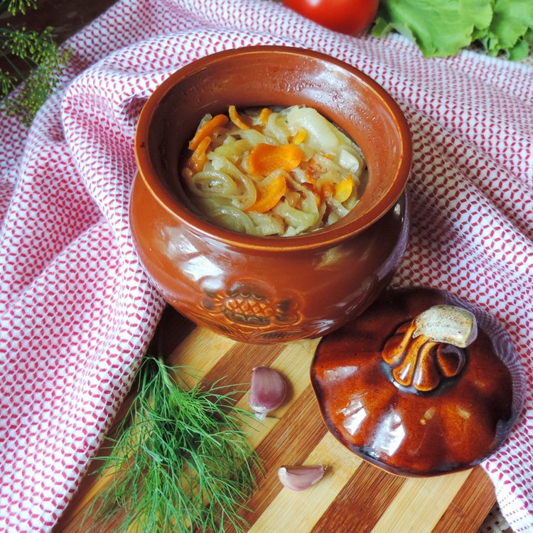 Свинина в горшочке с картофелем и грибами и сыром в духовке рецепт с фото