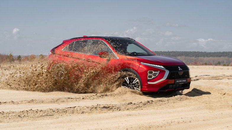 slide image for gallery: 27929 | Mitsubishi Eclipse Cross