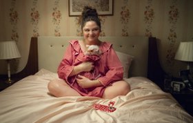 Кадр из сериала «Это слишком»