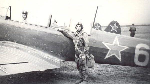 Гагарин у Як-18 Гагарин у Як-18