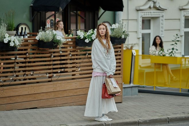Ирина Старшенбаум в фильме «Туда» Ирина Старшенбаум в фильме «Туда»
