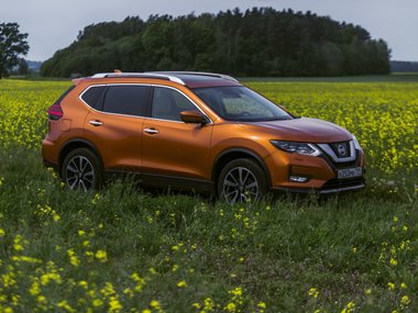 slide image for gallery: 26507 | Nissan X-Trail