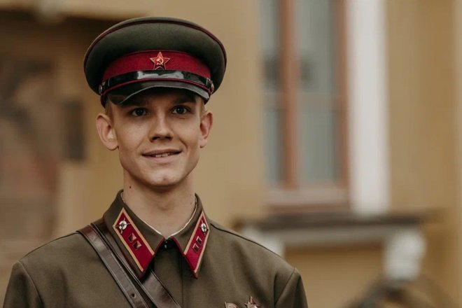Владислав Миллер в фильме «В списках не значился»