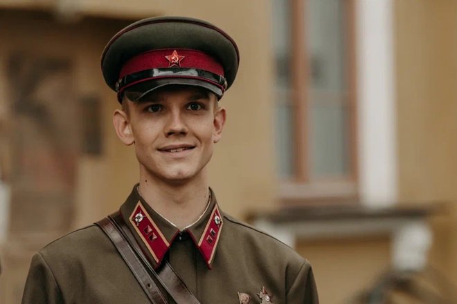 Владислав Миллер в фильме «В списках не значился»