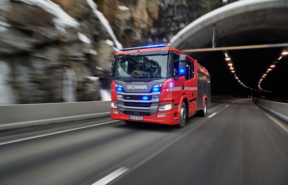 Scania P 360 4×2 Crew Cab CP31L Egenes-Rosenbauer brandbi (2017)