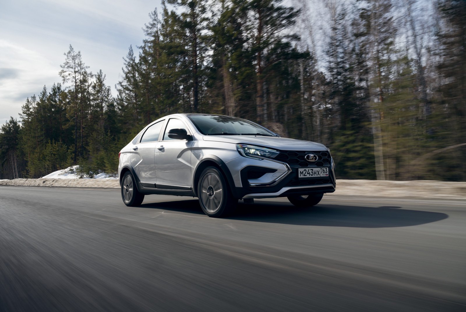 Первый тест-драйв Lada Vesta с вариатором